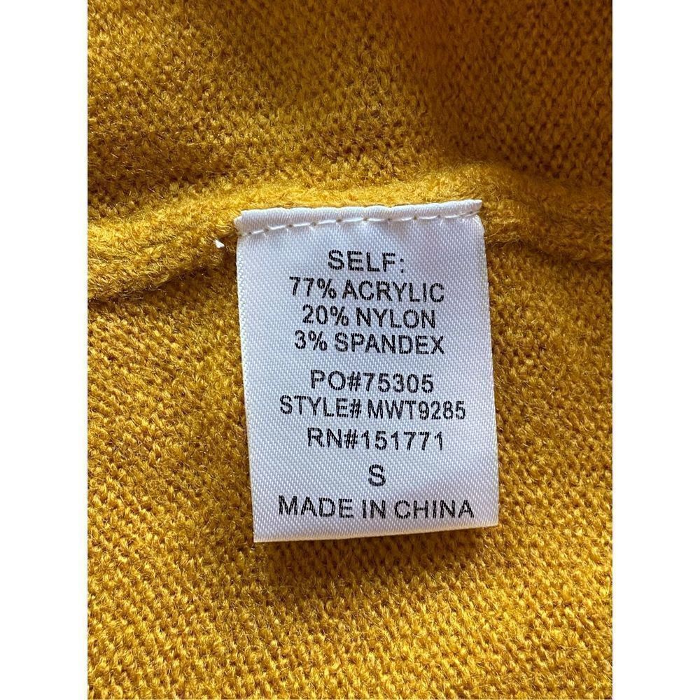 Le Lis Collections Small “Pretty Southern” Sweater - Picture 5 of 6